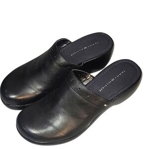 Tommy Hilfiger Leather Clogs Comfortable Slip On Shoes 9.5 designer logo comfort